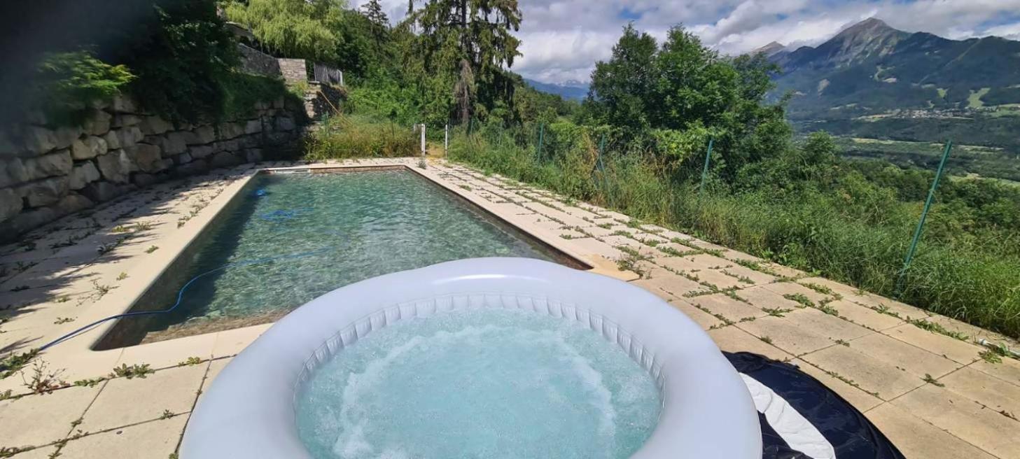 Lerefugedetiti Villa Buissard Екстериор снимка